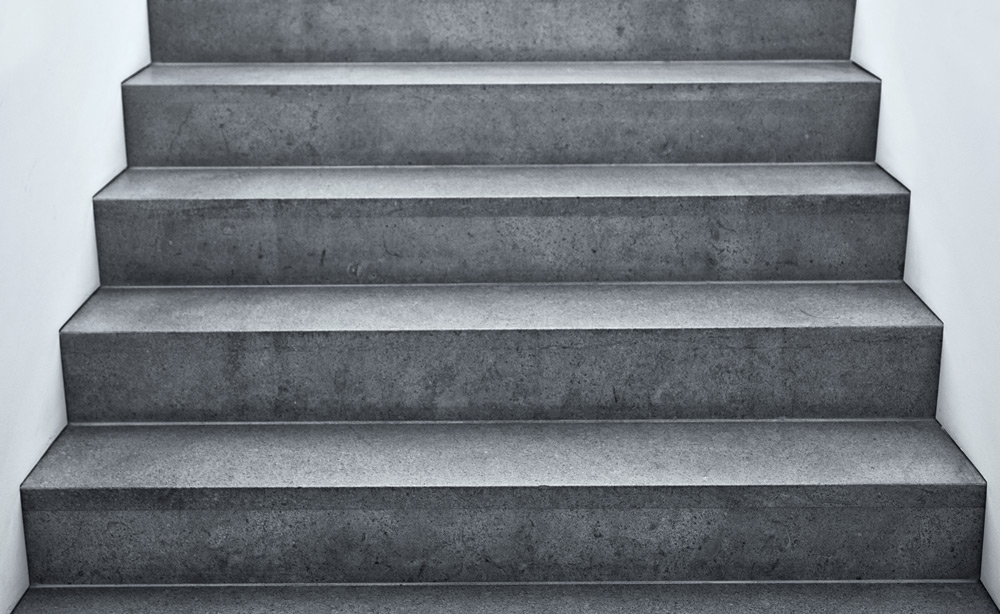 new concrete stair case