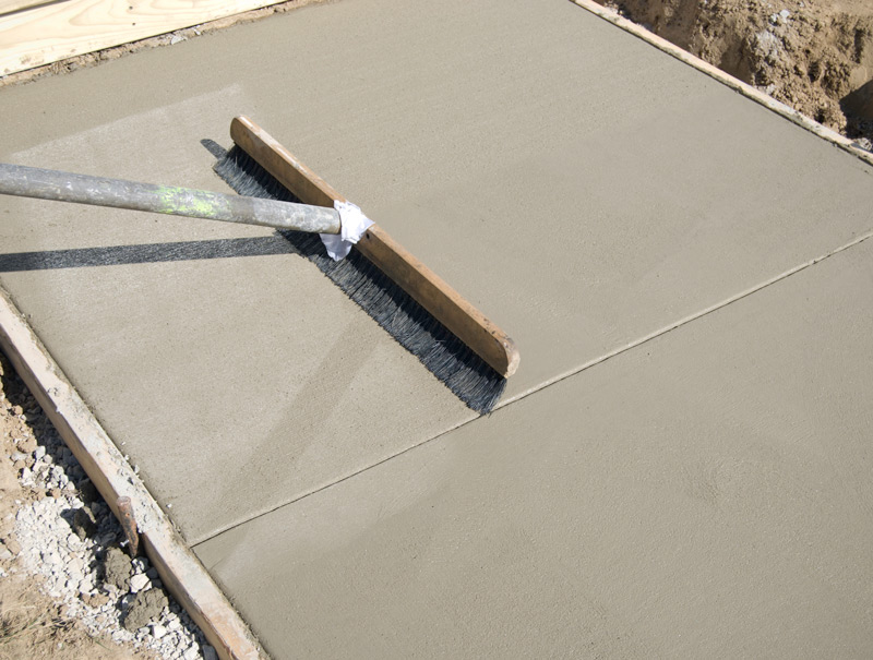 New concrete sidewalk being built